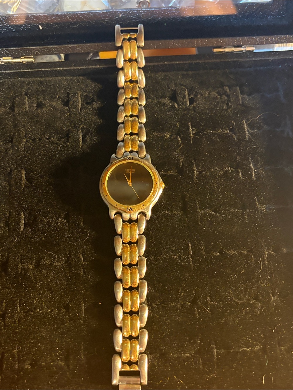 Citizen  Watch Movement with Gold Tone Components